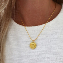 Load image into Gallery viewer, Gucci GG Gold Necklace
