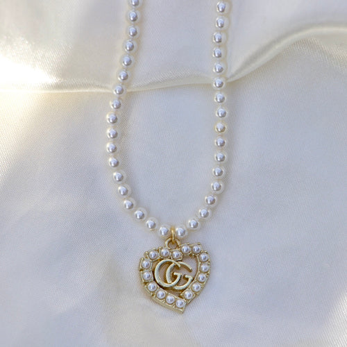 Gucci heart pendant pearl necklace