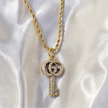Load image into Gallery viewer, Reluxe Vintage Necklaces Crystal GG Key Necklace
