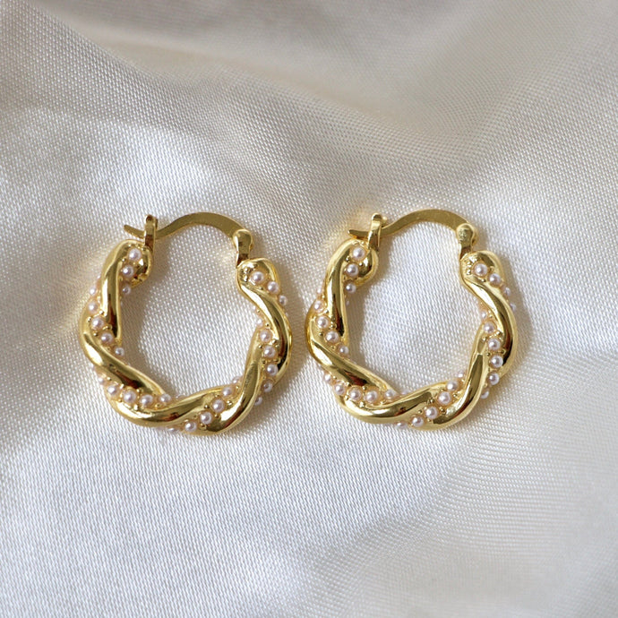 Reluxe Vintage Twisted Pearl Hoop Earrings