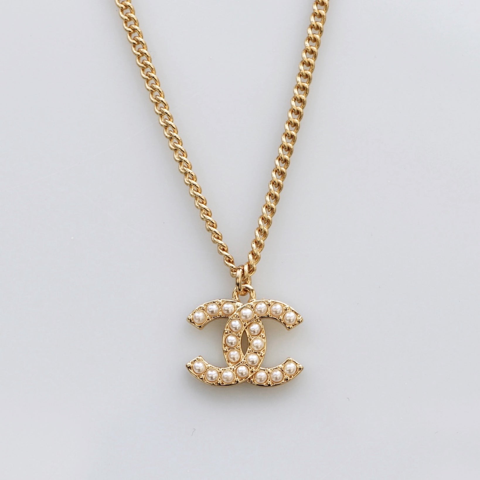 CHANEL Pearl CC Pendant Necklace Gold 210465