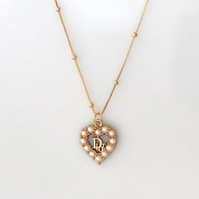 Load image into Gallery viewer, Pearl Studded Heart Necklace
