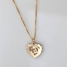 Load image into Gallery viewer, Gucci GG Heart Necklace Stamp
