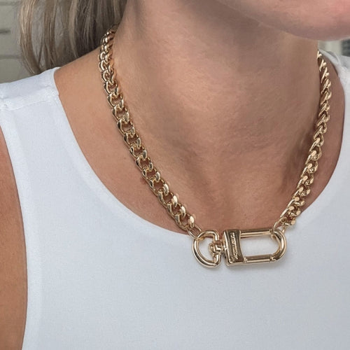 LV button necklace – AURUM the label
