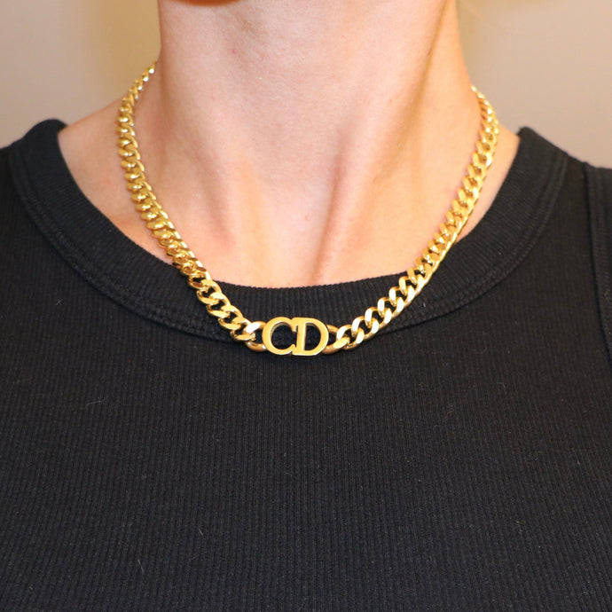 Christian Dior CD Necklace Golden Yellow gold ref.525615 - Joli Closet