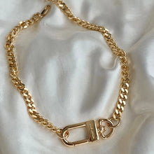 Load image into Gallery viewer, Reluxe Vintage Louis Clasp Necklace
