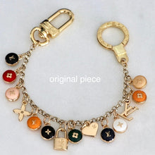 Load image into Gallery viewer, Reluxe Vintage Louis Heart Necklace
