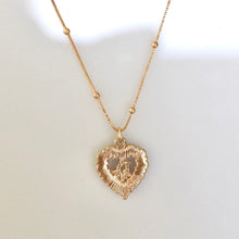 Load image into Gallery viewer, Reluxe Vintage Pearl Studded Heart Necklace

