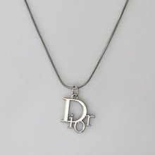 Load image into Gallery viewer, Reluxe Vintage Snake chain Silver J’adore Pendant Necklace
